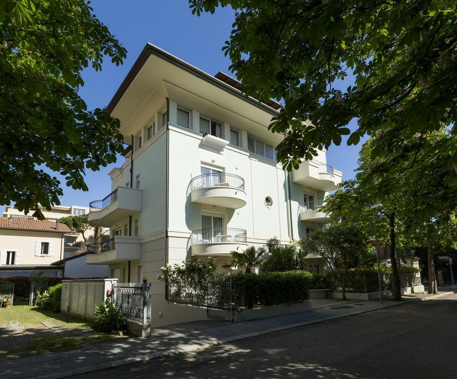 Residence Hamilton Riccione Kültér fotó