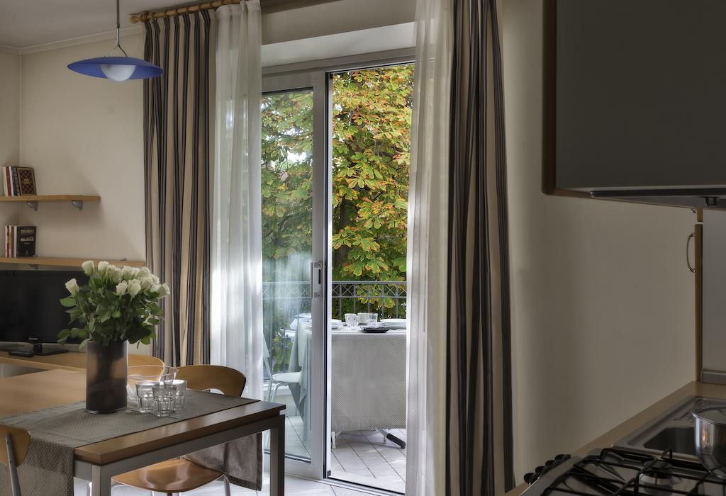 Residence Hamilton Riccione Szoba fotó