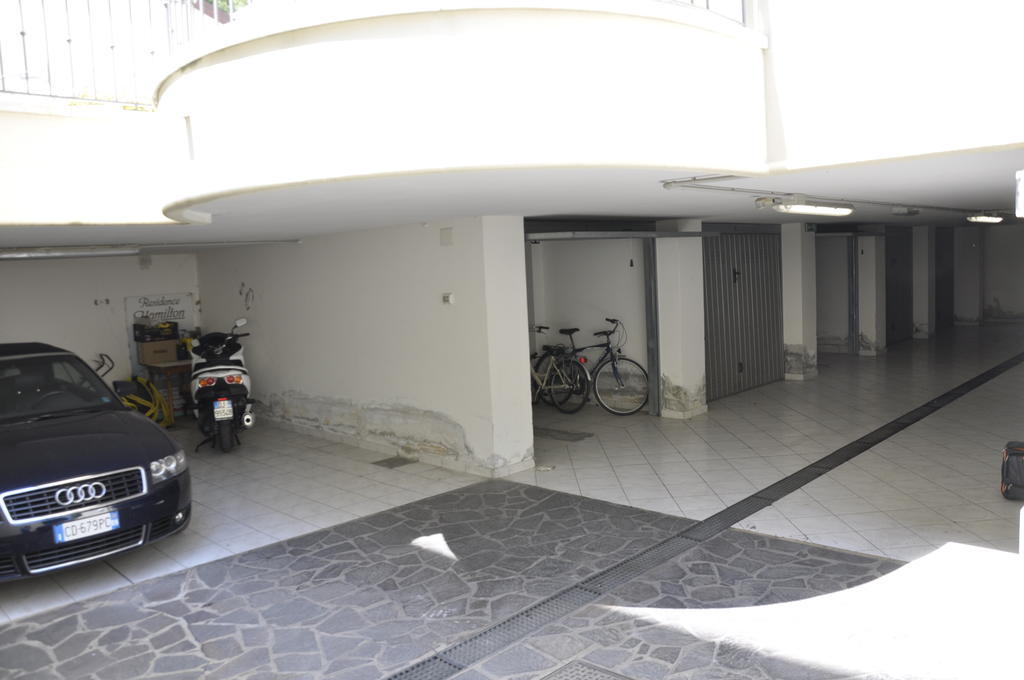 Residence Hamilton Riccione Kültér fotó