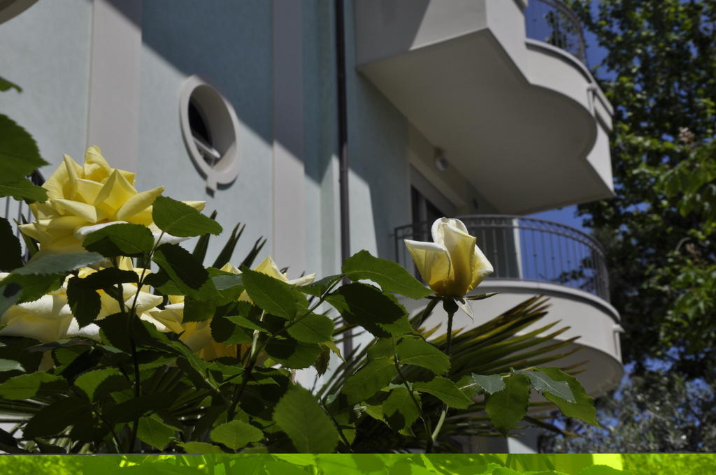 Residence Hamilton Riccione Kültér fotó