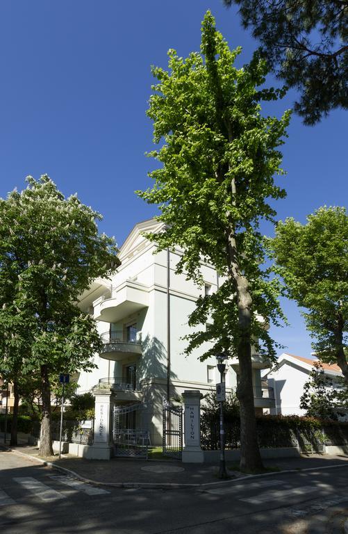 Residence Hamilton Riccione Kültér fotó