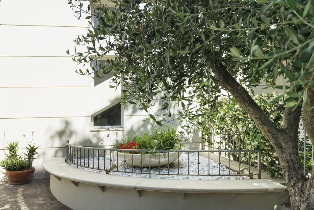 Residence Hamilton Riccione Kültér fotó
